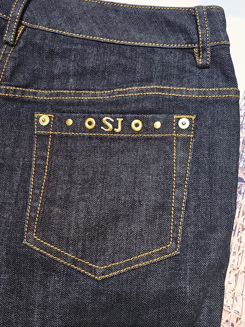 St. John Sport Denim Shorts Size 10‎ - Picture 4 of 5